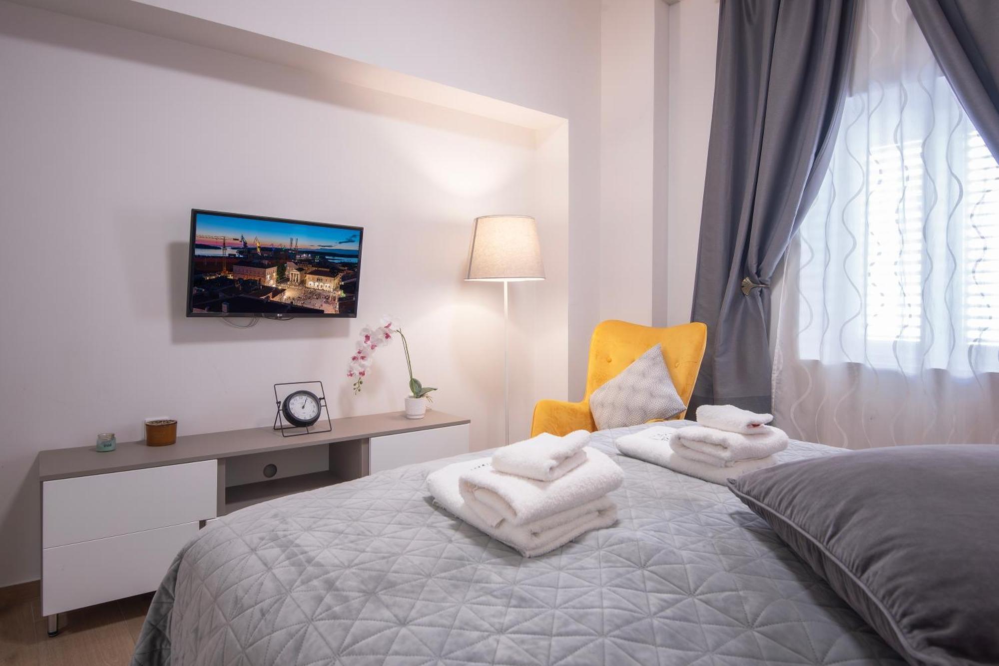 D&A City Center Apartments With Free Parking Pula Exterior foto