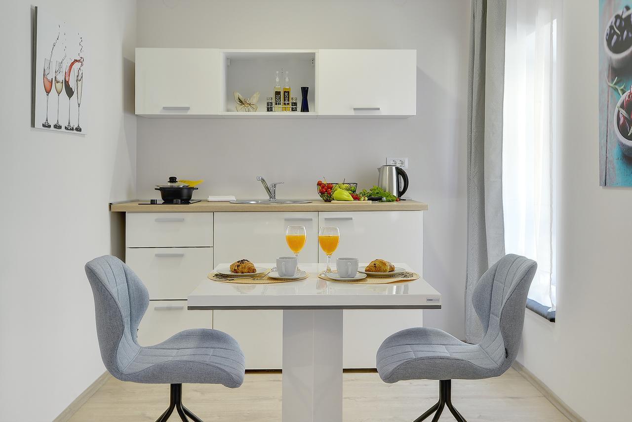 D&A City Center Apartments With Free Parking Pula Exterior foto