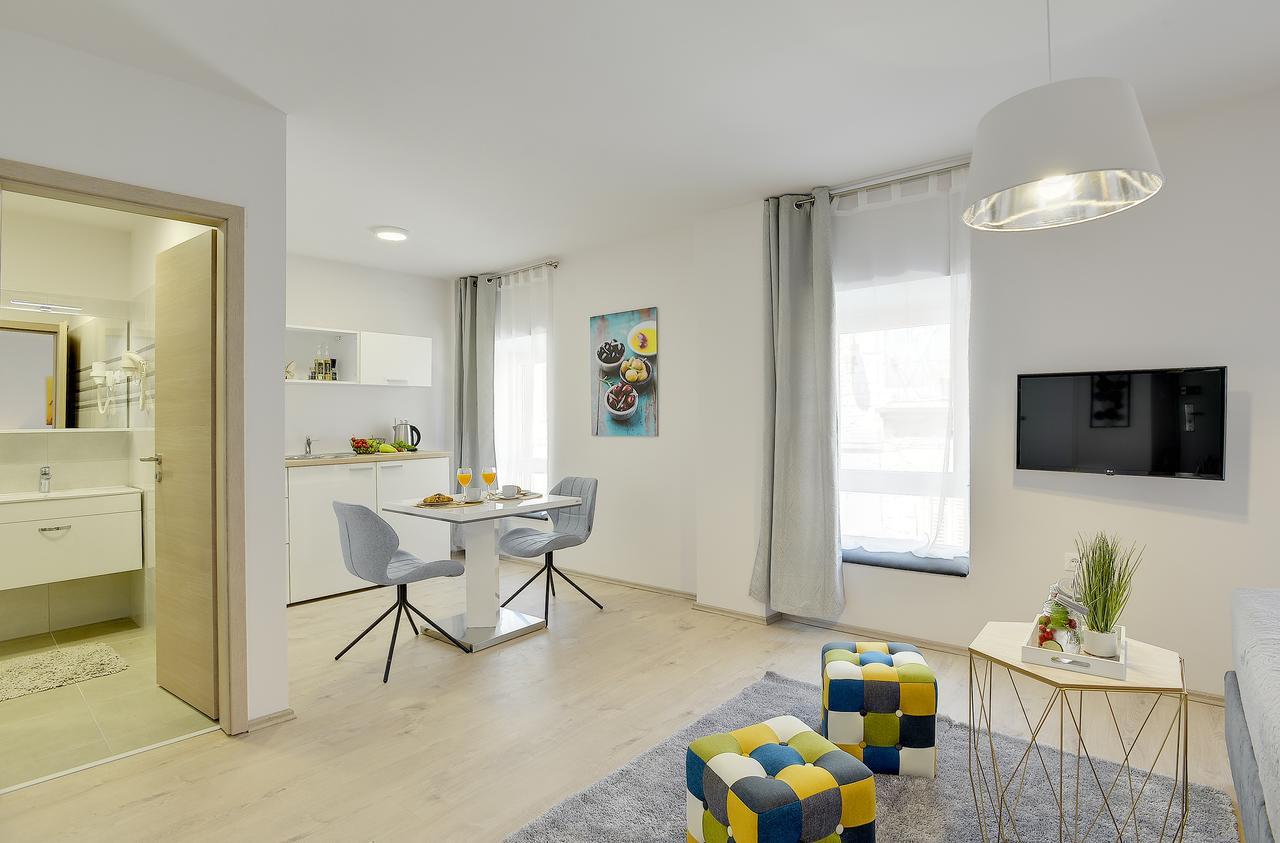 D&A City Center Apartments With Free Parking Pula Exterior foto